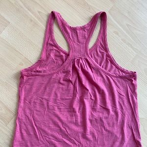 Lululemon Love Tank Pleated 10